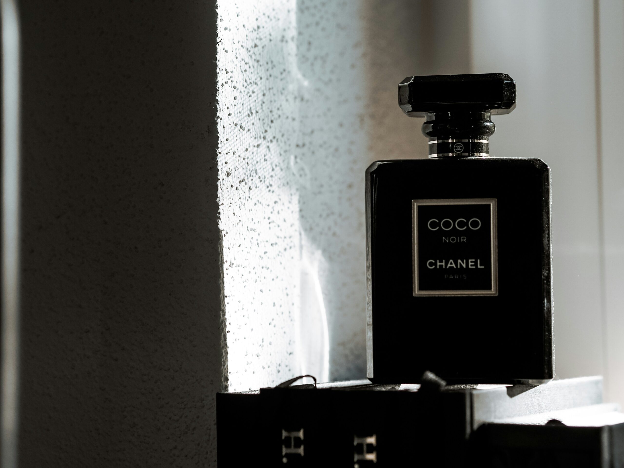 A luxurious posh makeup palette with rich pigments displayed on a marble countertop.