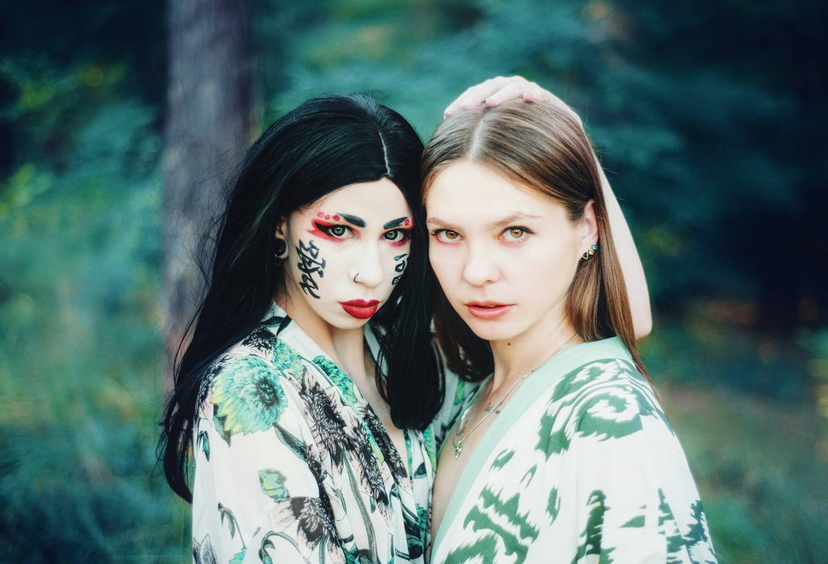 Avant-Garde Face Art: Mastering Editorial Makeup Techniques