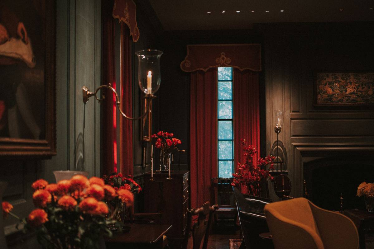 A close-up shot showing editorial makeup trends featuring bold lips and minimalistic eyeshadow.