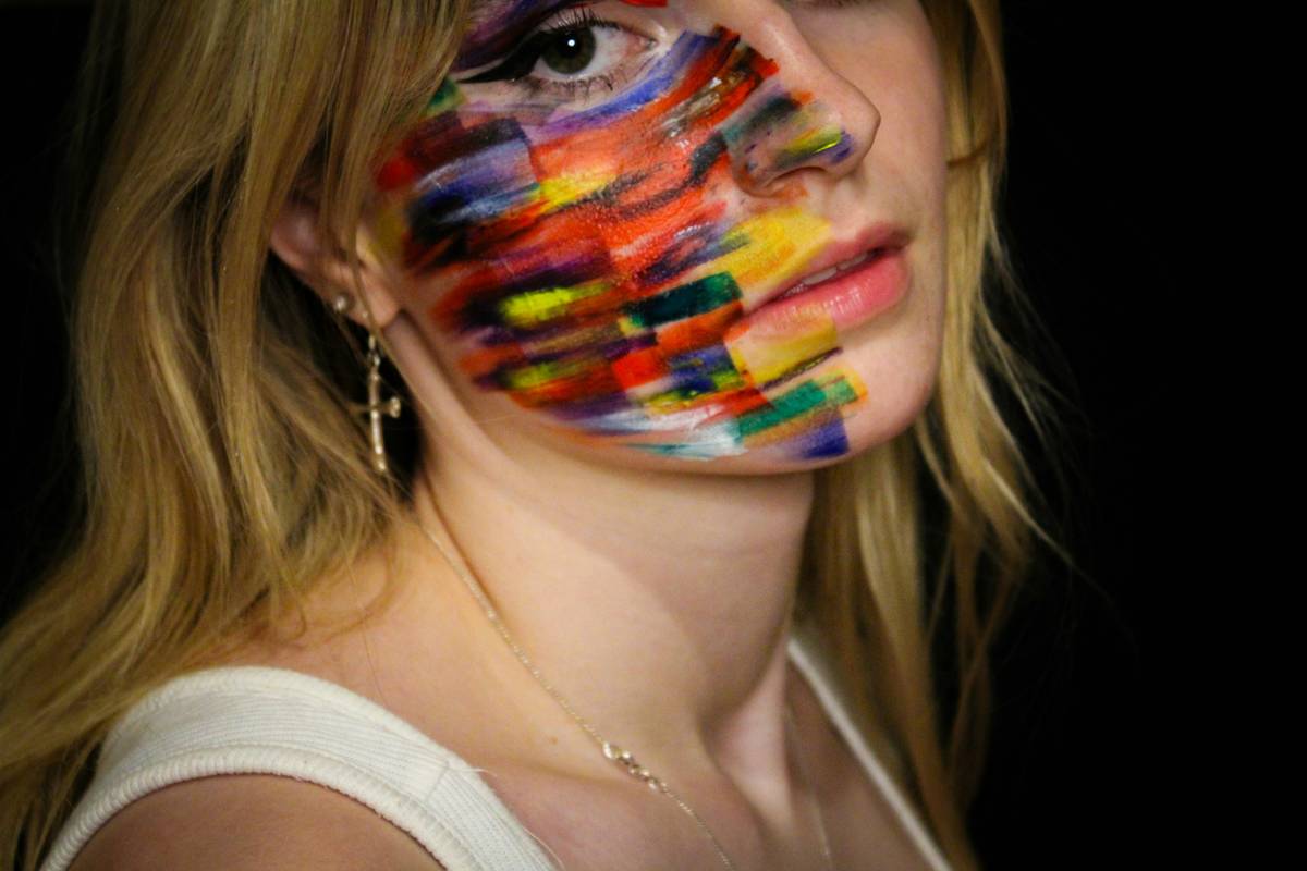 Creative Face Designs: Mastering the Art of Editorial Makeup